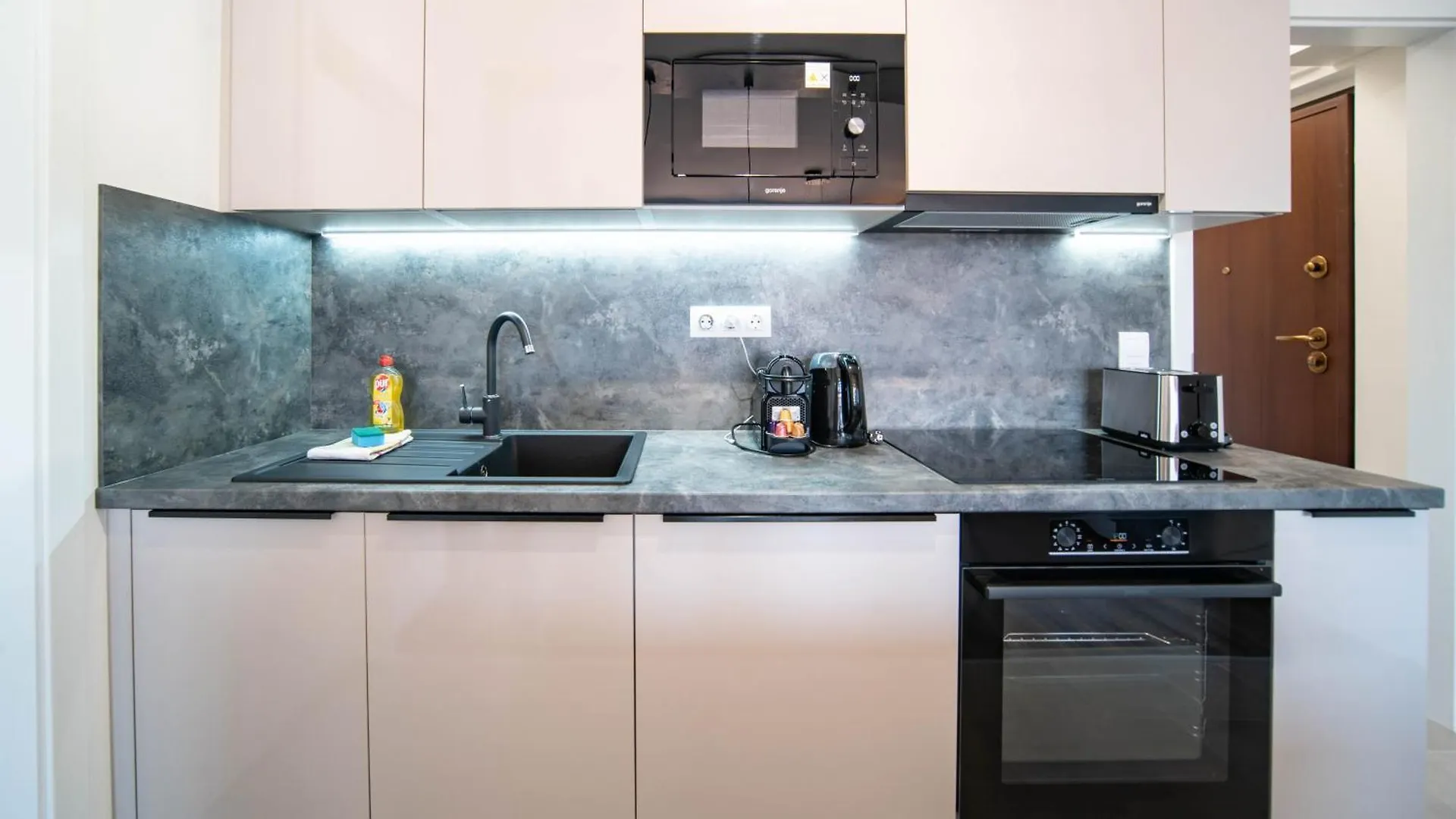 Apartment Rooftop Budapest 6Ppl Free Parking