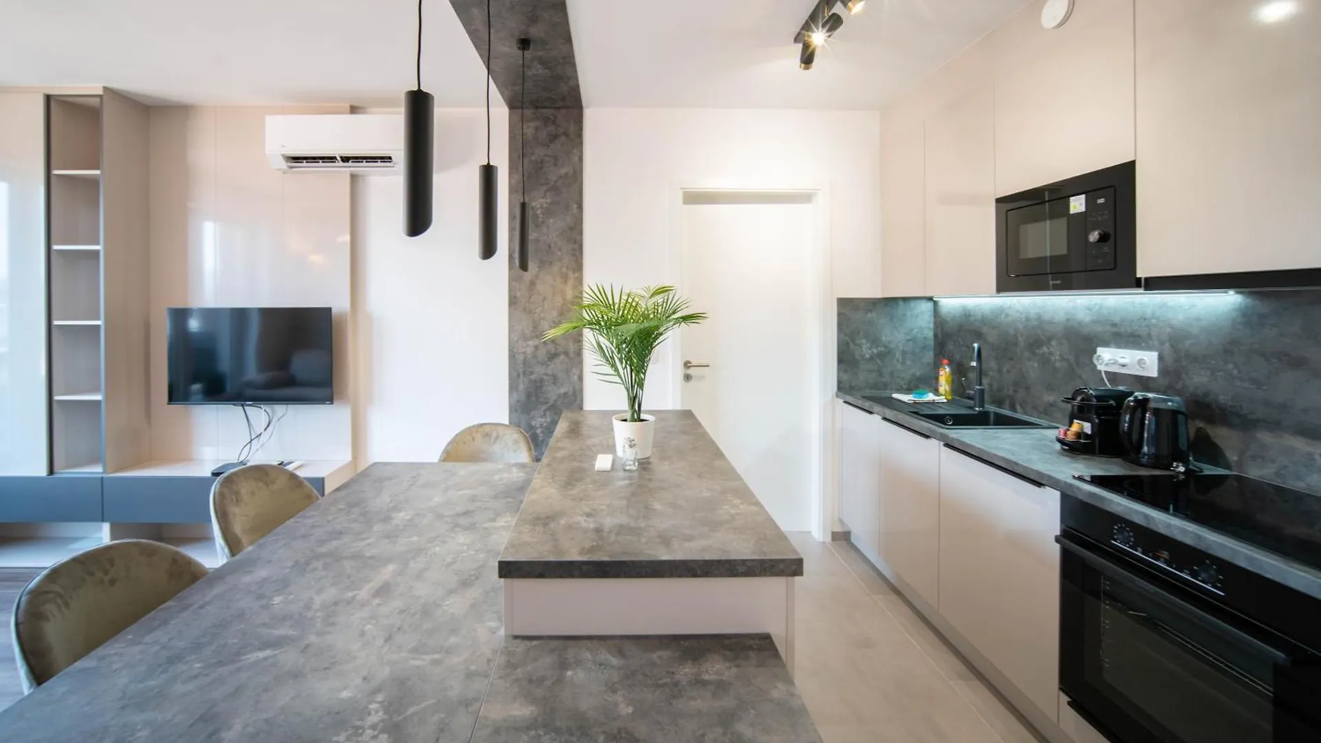 Apartment Rooftop Budapest 6Ppl Free Parking