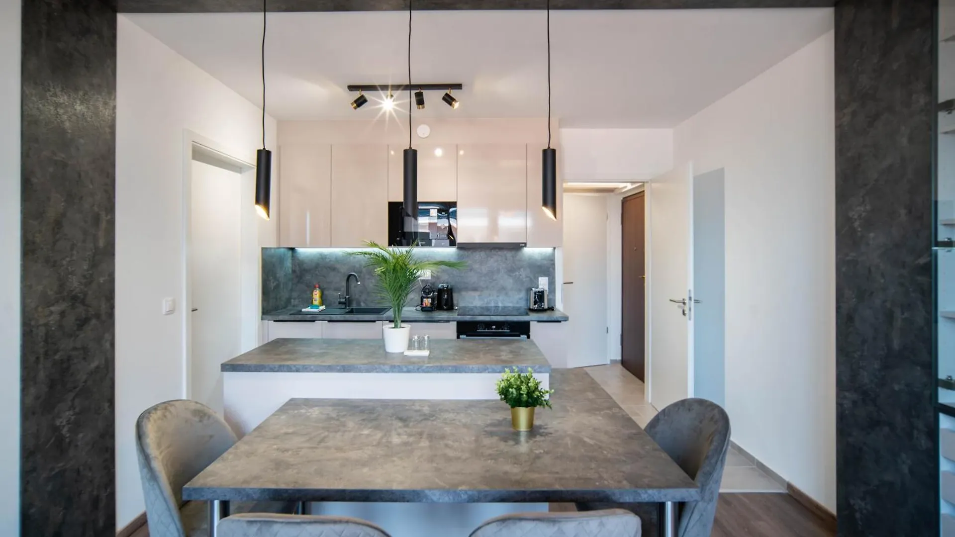 Apartment Rooftop Budapest 6Ppl Free Parking