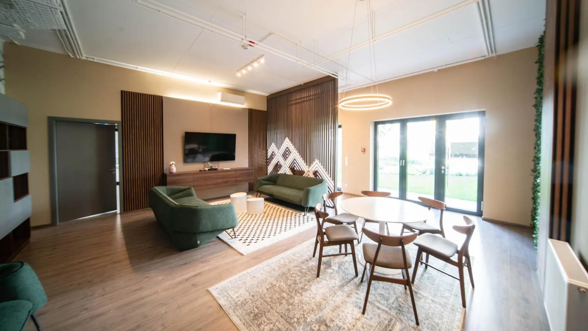 Apartment Rooftop Budapest 6Ppl Free Parking Hungary